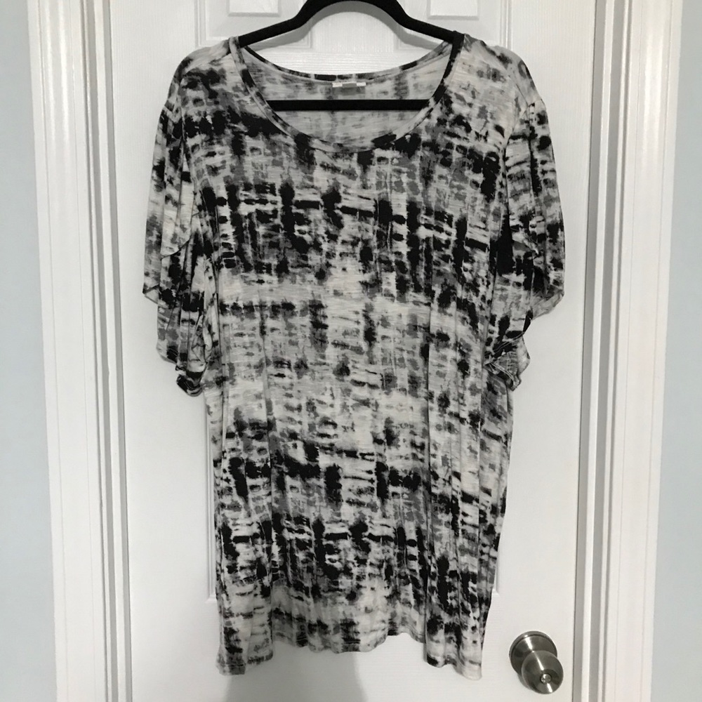 Plus size Lularoe Olive Top